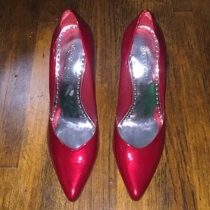 Gianni Bini Red Heels